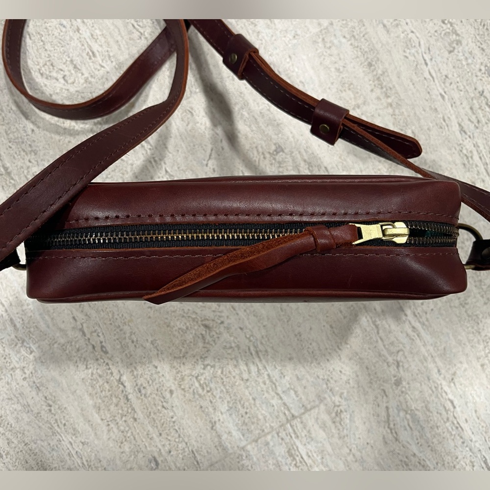 Portland Leather Goods Crossbody Shoulder Bag - Picture 6 of 7